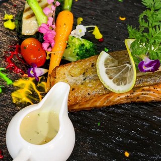 Salmon — Vincere La Pizza ลาดพร้าว กรุงเทพฯ